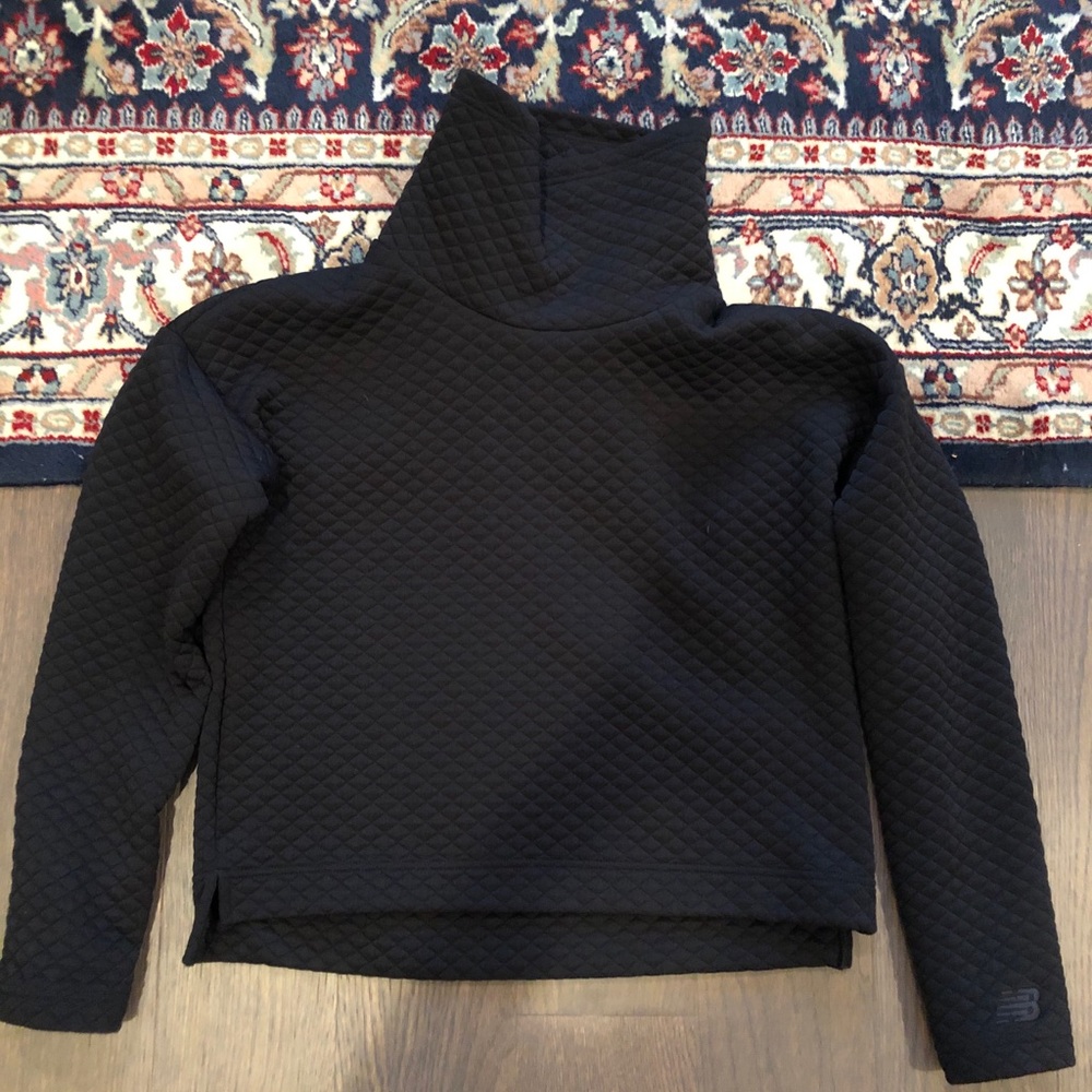 New balance quilted cropped sweatshirt.
